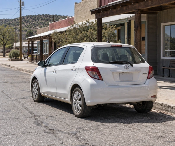 dewey-az-hatchback-600x500