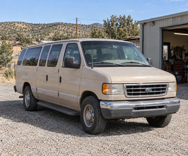 dewey-az-van